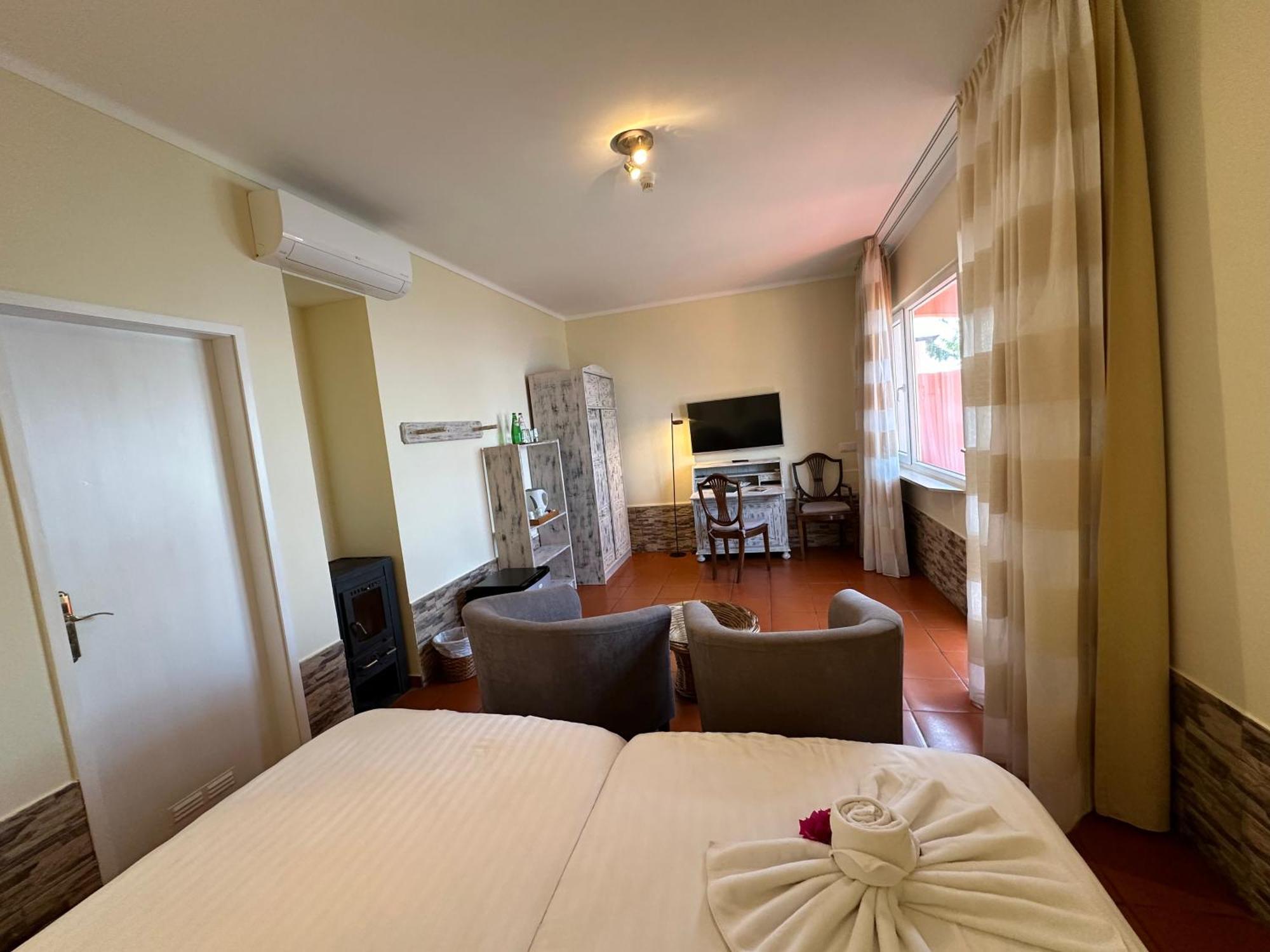 Inn & Art Madeira 卡尼索 外观 照片